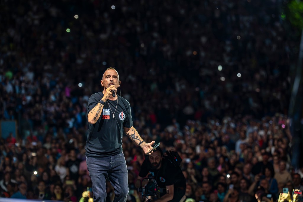 Eros Ramazzotti, la nostra storia importante: perché da quarant’anni continua a parlare a tutte le generazioni